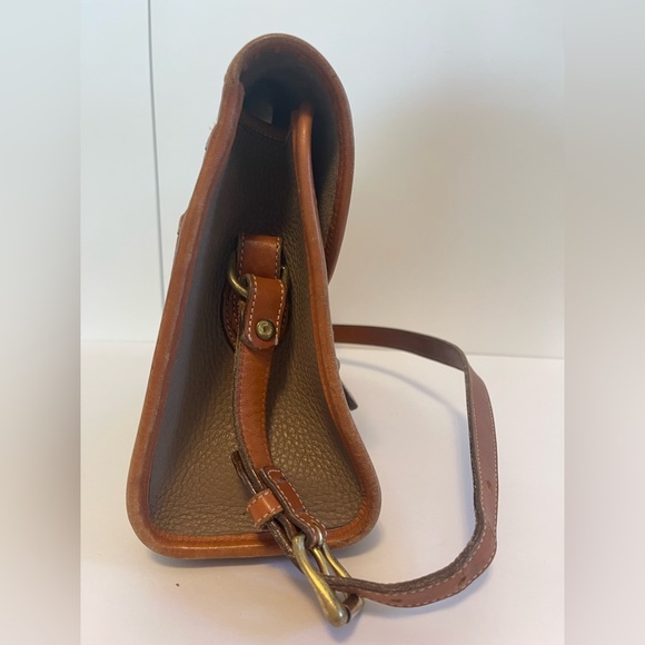 Essex shoulder bag Dooney & Bourke w/short Strap Taupe - Picture 8 of 15